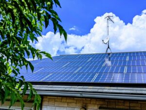 太陽光発電システムなどの設置費補助金受付がスタート（住宅用・事業者用）　八潮市役所